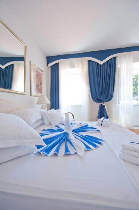 Blue Studio Apartment Next To The Beach Дубровник Экстерьер фото